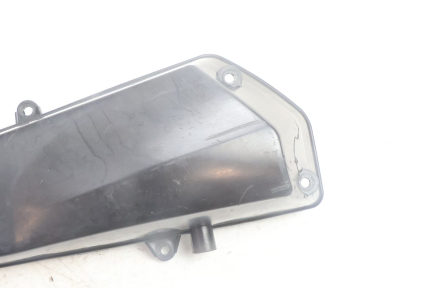 photo de TAPA FILTRO AIRE TNT MOTOR ROMA 10' 4T 50 (2007 - 2018) - Zoom estado de uso