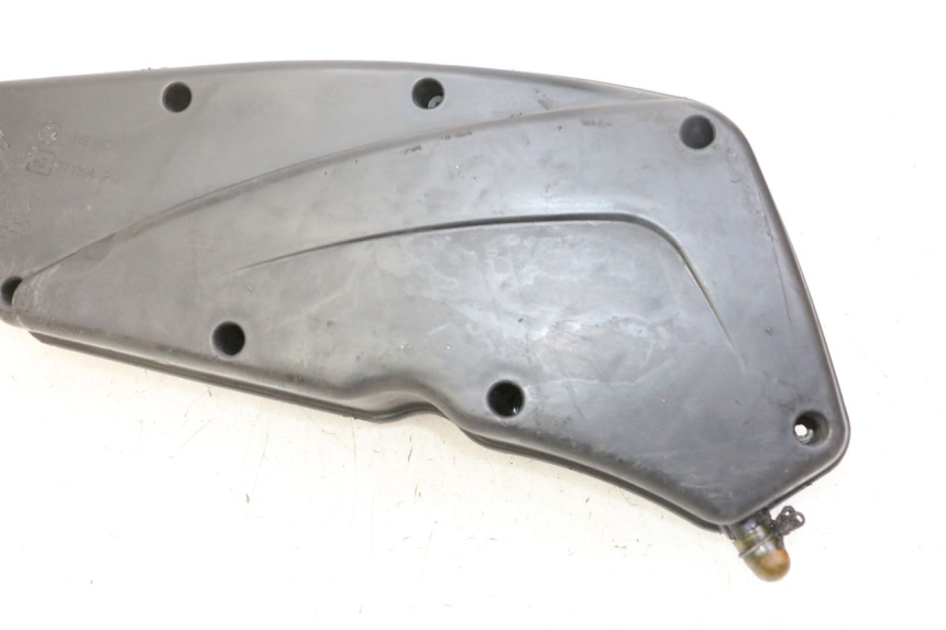 photo de TAPA FILTRO AIRE PEUGEOT SATELIS 125 (2013 - 2018) - Vista general del producto