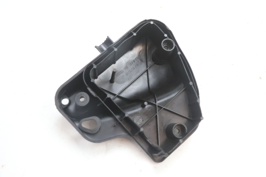 photo de TAPA FILTRO AIRE PEUGEOT TREKKER TKR 50 (2005 - 2014) - Detalle de la pieza