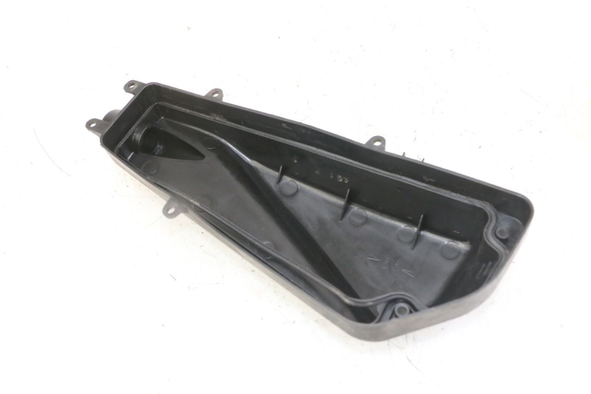 photo de TAPA FILTRO AIRE PEUGEOT VIVACITY NEW 4T 50 (2008 - 2017) - Detalle de la pieza