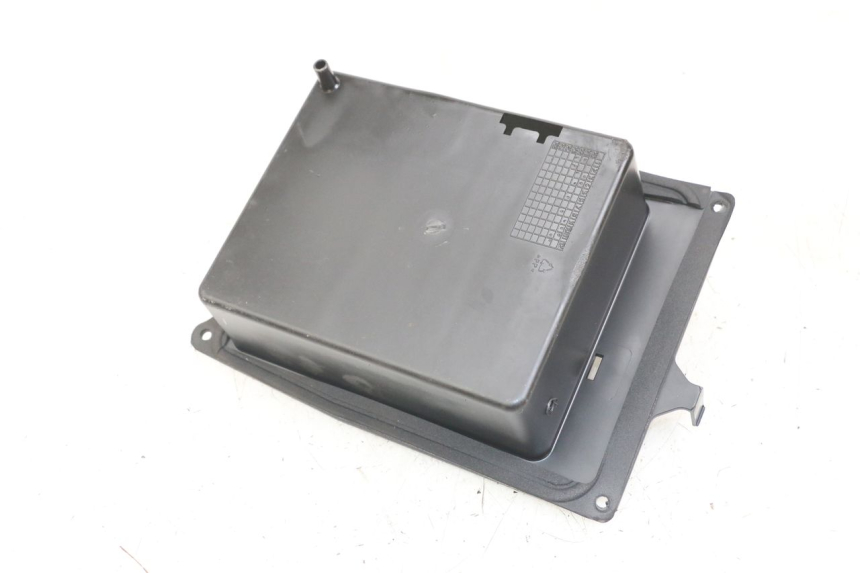 photo de TAPA DE FILTRO DE AIRE FANTIC XM PERFORMANCE 2T 50 (2021 - 2022) - Detalle de la pieza