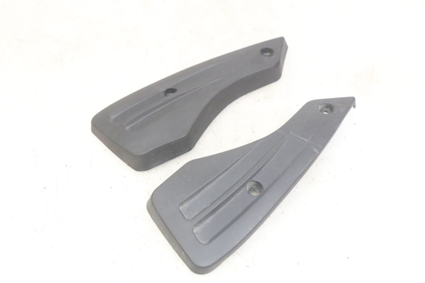 photo de CUBIERTA CHASIS LATERAL NECO ALEXONE 125 (2017 - 2024) - Zoom estado de uso