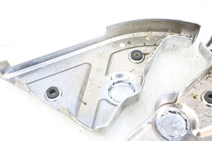 photo de Cubierta lateral del chasis HYOSUNG GV AQUILA 125 (2000 - 2009) - Zoom estado de uso