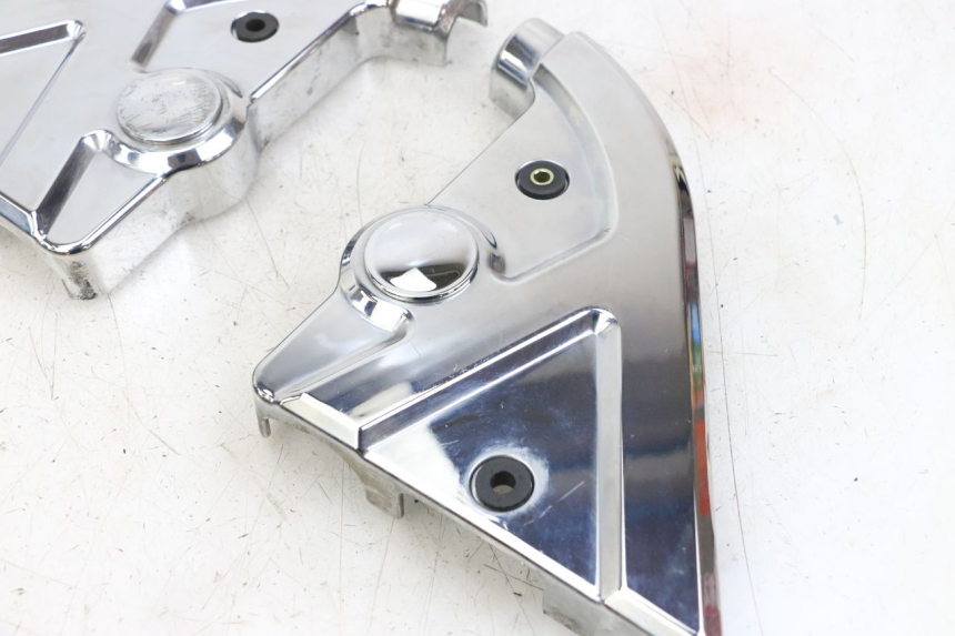 photo de Cubierta lateral del chasis HYOSUNG GV AQUILA 125 (2000 - 2009) - Estado de la superficie y material