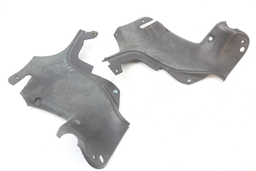 photo de TAPA BASTIDOR BMW C1 125 (2000 - 2003) - Detalle de la pieza