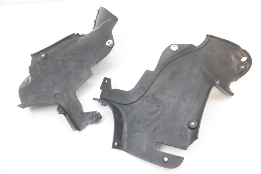 photo de TAPA BASTIDOR BMW C1 125 (2000 - 2003) - Primer plano técnico