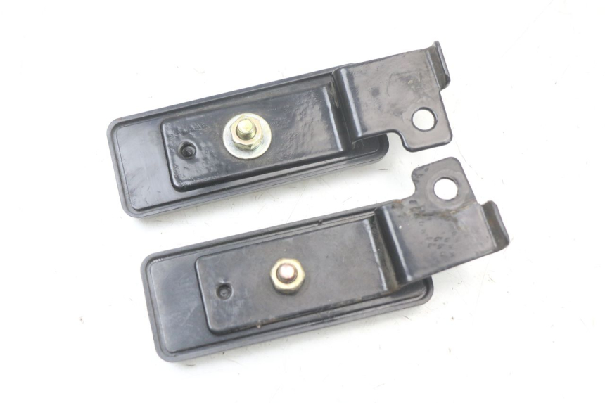 photo de TAPA BASTIDOR ARCHIVE CAFE RACER 4T 50 (2019 - 2024) - Zoom estado de uso