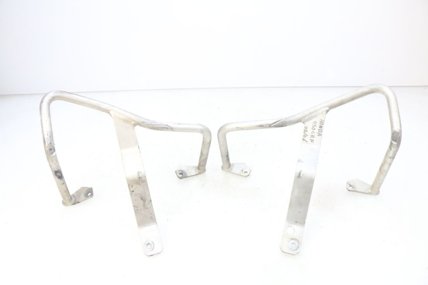 photo de CUBIERTA LATERAL DEL CHASIS HONDA CRF CR-F 450 (2005 - 2008) - Marcados y referencias originales