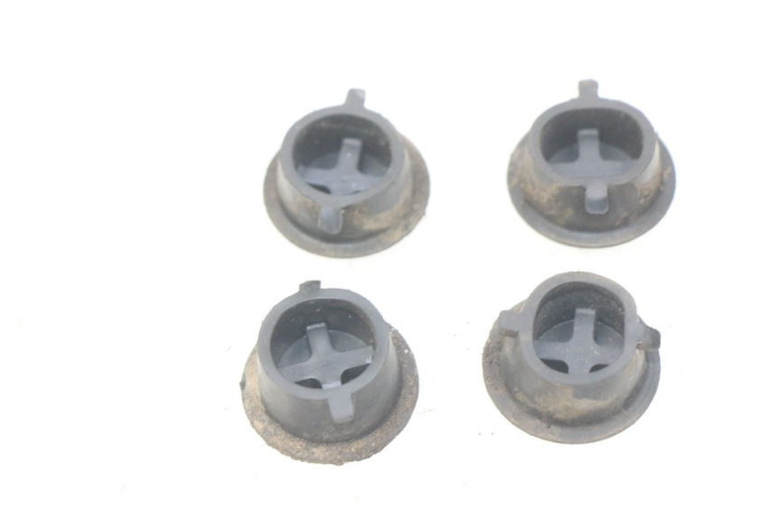 photo de CUBIERTA CHASIS LATERAL SYM CROX 4T 50 (2016 - 2023) - Detalle de la pieza