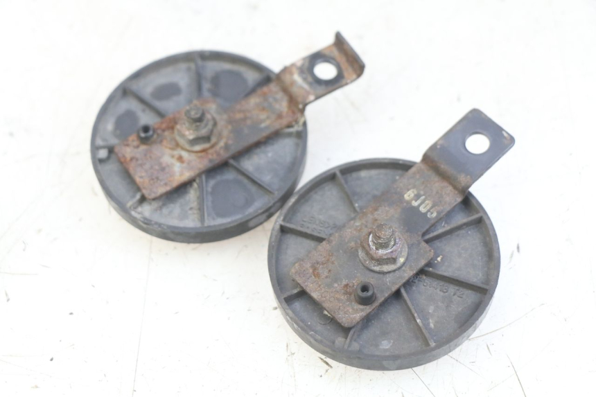 photo de CUBIERTA CHASIS LATERAL KYMCO DOWNTOWN ABS 125 (2015 - 2017) - Detalle de la pieza