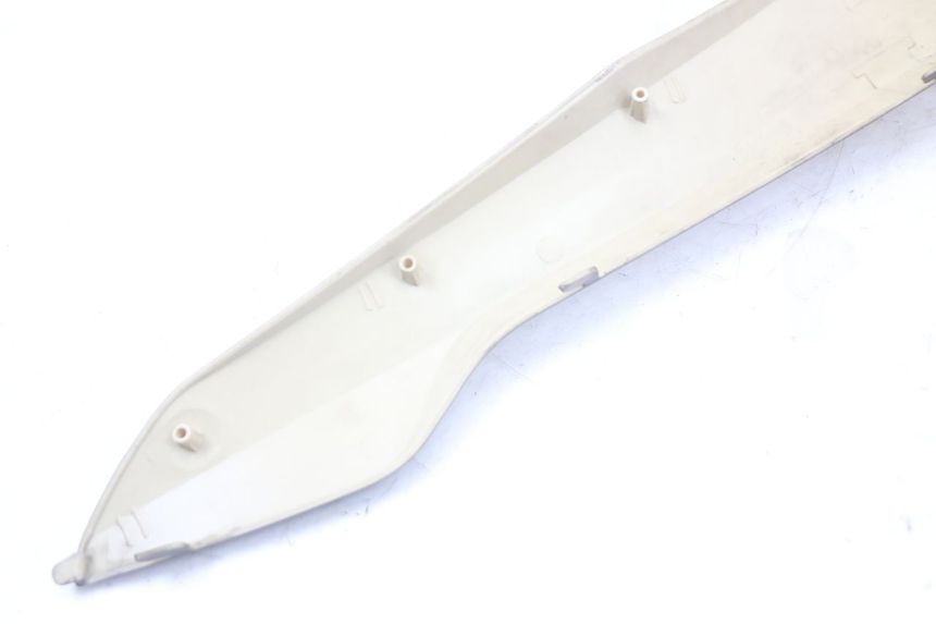 photo de CUBIERTA CHASIS LATERAL DERECHO QUADRO 3D S 350 (2013 - 2018) - Otra vista del artículo