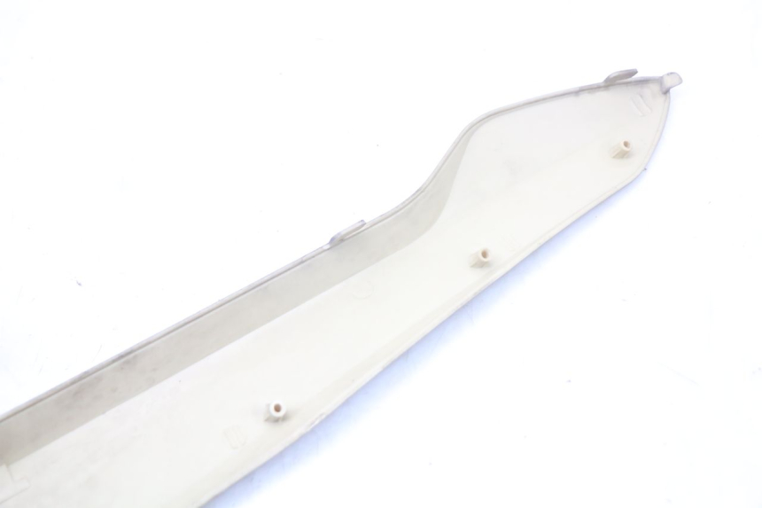 photo de CUBIERTA CHASIS LATERAL DERECHO QUADRO 3D S 350 (2013 - 2018) - Recambio usado revisado