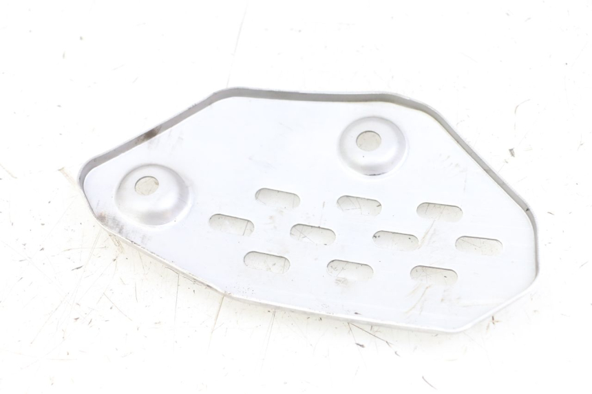 photo de TAPA BASTIDOR DERECHA ARCHIVE CAFE RACER 4T 50 (2019 - 2024) - Zoom estado de uso