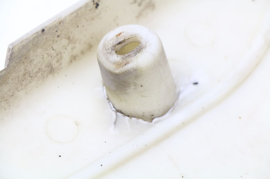 photo de TAPA BASTIDOR DERECHA ERIDER CARGO 1 (2009 - 2018) - Zoom estado de uso