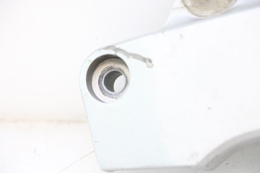 photo de TAPA BASTIDOR DERECHA HONDA CB F HORNET 600 (2005 - 2006) - Zoom estado de uso