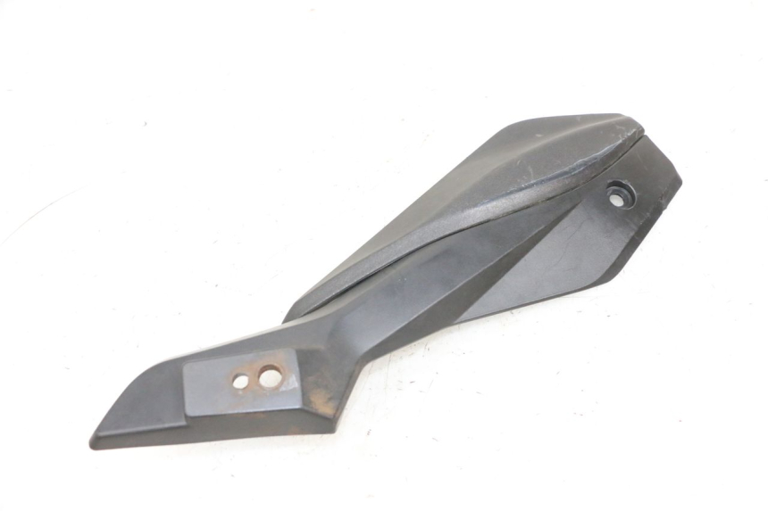 photo de TAPA BASTIDOR DERECHA KSR CODE 125 (2018 - 2020) - Primer plano técnico