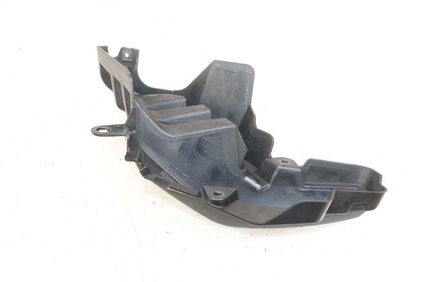 photo de TAPA BASTIDOR DERECHA SUZUKI DL V STROM 1000 (2002 - 2007) - Detalle de la pieza