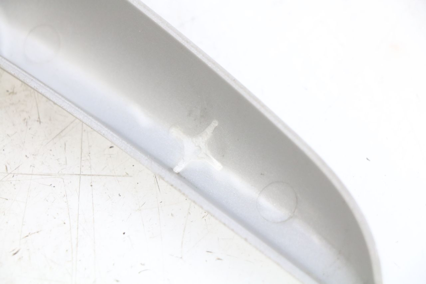 photo de TAPA CHASIS LATERAL DERECHO PIAGGIO FLY 2T 50 (2004 - 2017) - Otra perspectiva