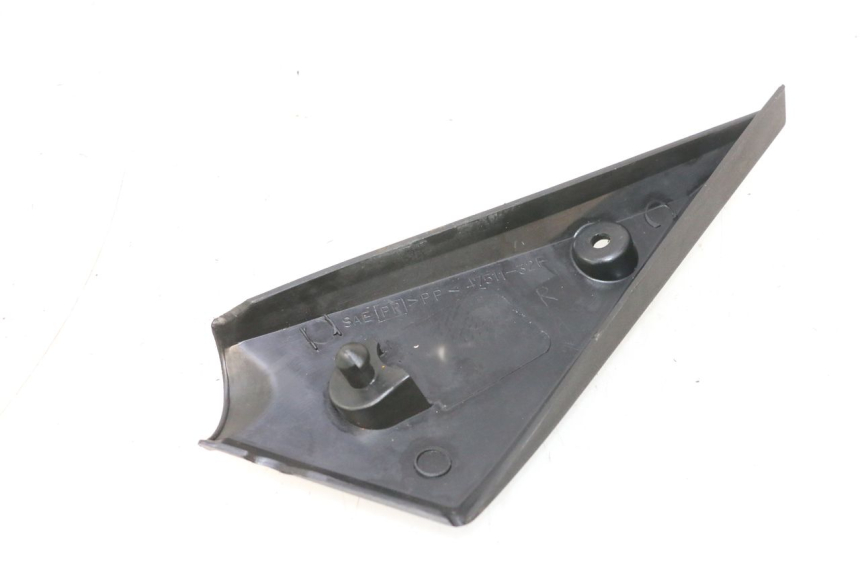 photo de TAPA BASTIDOR DERECHA SUZUKI GSF N BANDIT 1200 (2001 - 2005) - Zoom estado de uso