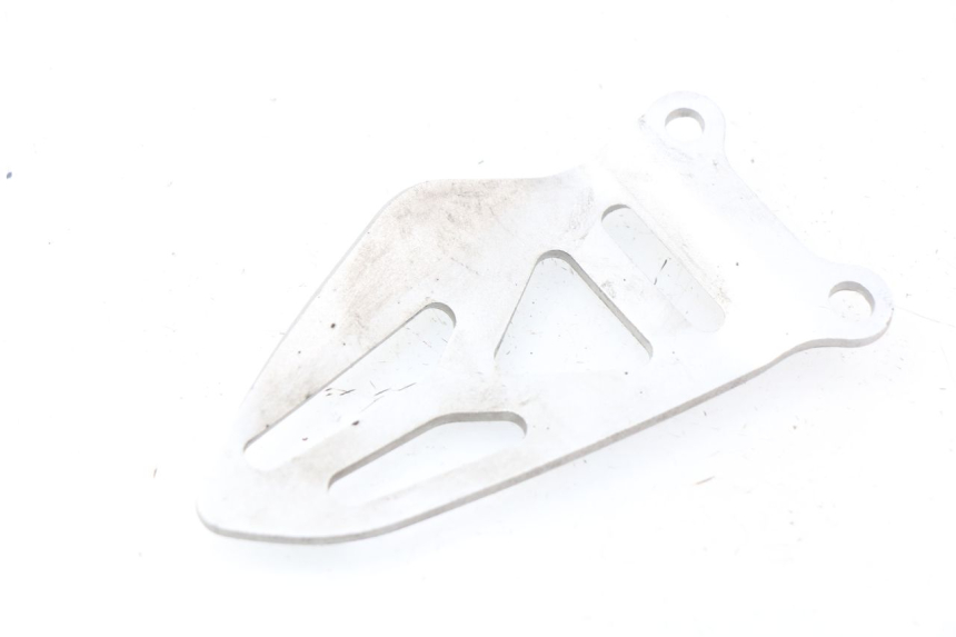 photo de TAPA BASTIDOR DERECHA SUZUKI GSX-R GSXR 750 (2011 - 2016) - Detalle de la pieza