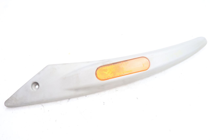 photo de TAPA BASTIDOR DERECHA PIAGGIO LIBERTY 125 (1998 - 2008) - Primer plano técnico