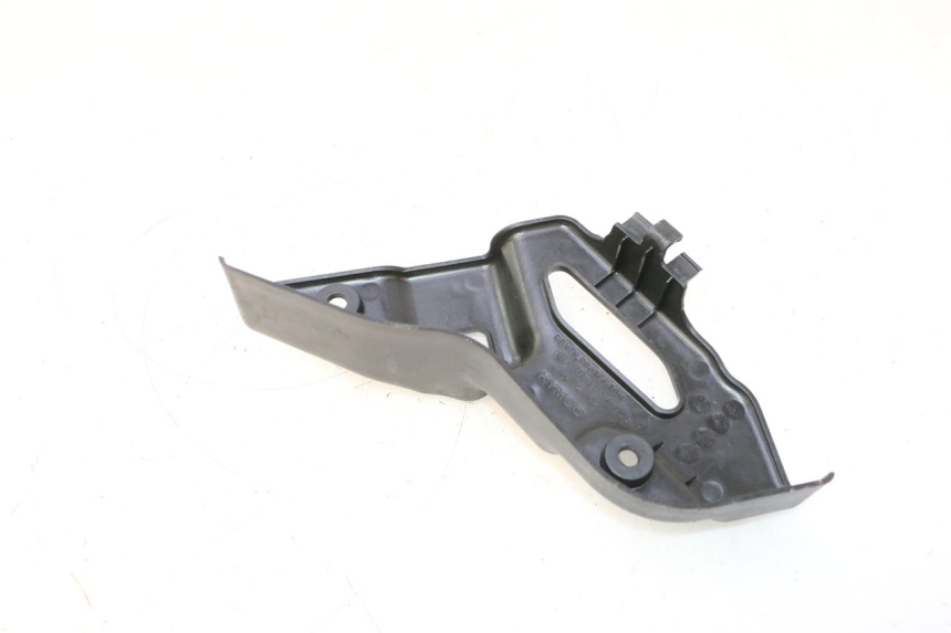 photo de TAPA BASTIDOR DERECHA KYMCO MXU R 250 (2004 - 2010) - Detalle de la pieza