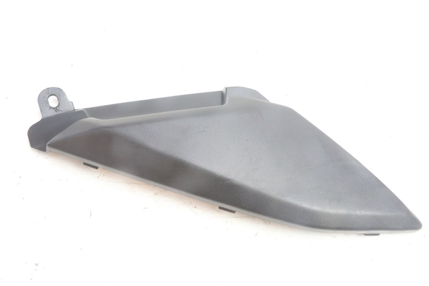 photo de TAPA BASTIDOR DERECHA YAMAHA N-MAX NMAX 125 (2021 - 2024) - Detalle de la pieza