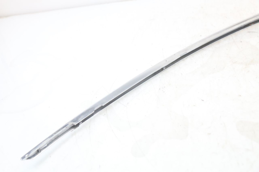 photo de TAPA BASTIDOR DERECHA PEUGEOT DJANGO 125 (2014 - 2017) - Vista general del producto