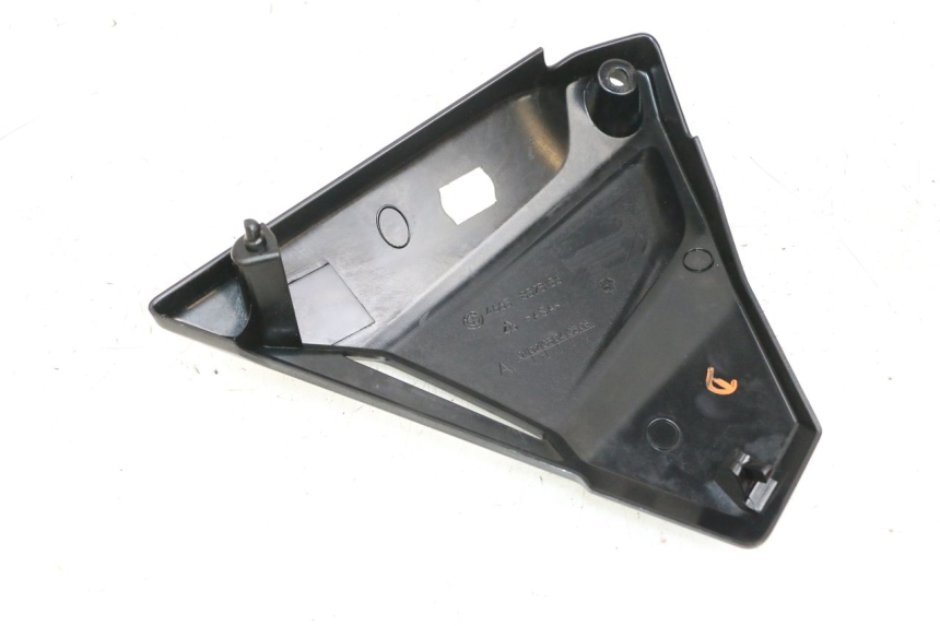 photo de TAPA BASTIDOR DERECHA BMW R GS 1250 (2021 - 2024) - Zoom estado de uso