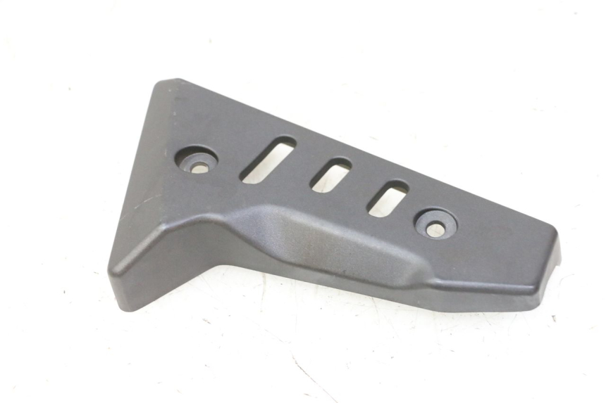 photo de TAPA CHASIS LATERAL DERECHO MAG POWER R-STREET 50 (2016 - 2025) - Zoom estado de uso