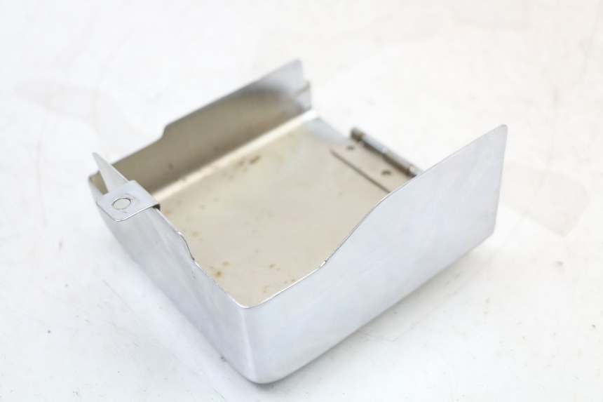 photo de TAPA BASTIDOR DERECHA REGAL RAPTOR SPYDER 125 (2010 - 2018) - Vista general del producto