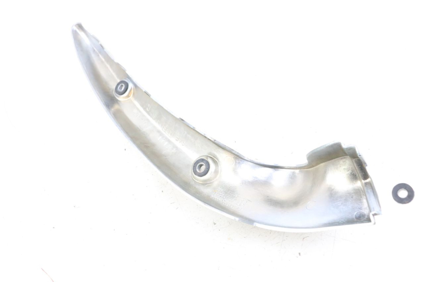 photo de Cubierta lateral del chasis derecho SUZUKI VL INTRUDER 125 (2004 - 2007) - Detalle de la pieza