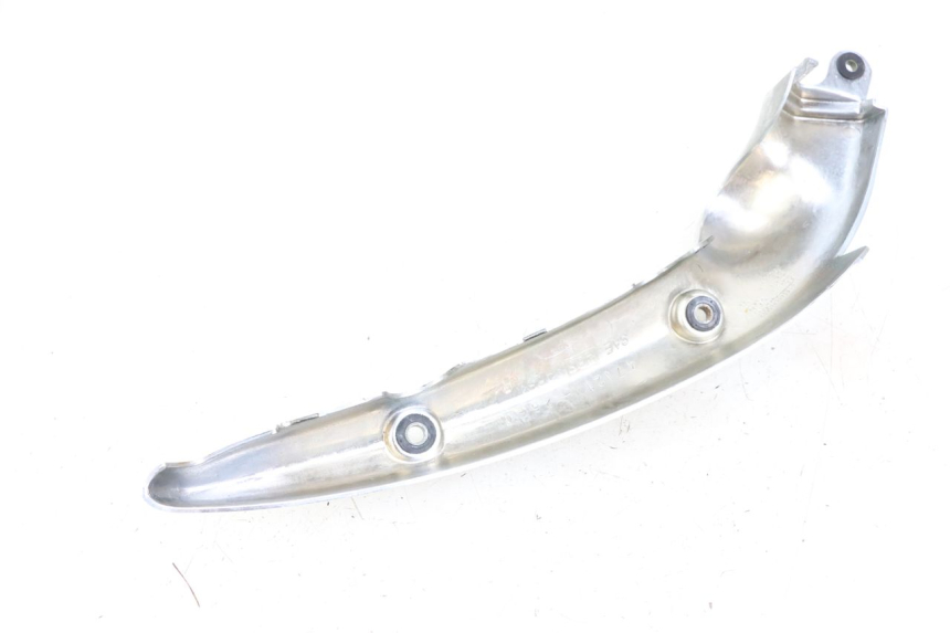 photo de Cubierta lateral del chasis derecho SUZUKI VL INTRUDER 125 (2004 - 2007) - Zoom estado de uso