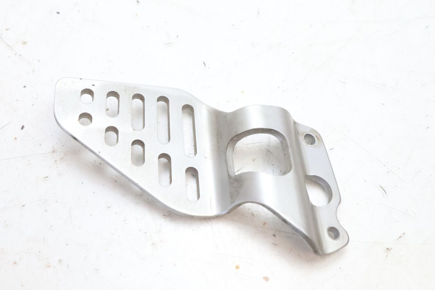 photo de TAPA BASTIDOR DERECHA YAMAHA YZF R6 600 (2008 - 2009) - Zoom estado de uso