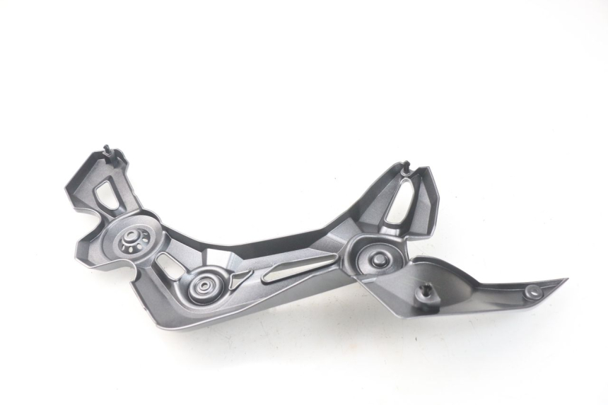 photo de TAPA BASTIDOR DERECHA KAWASAKI Z Z900 900 (2017 - 2019) - Zoom estado de uso