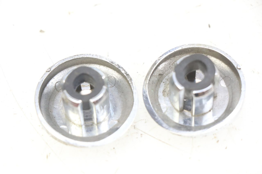 photo de CUBIERTA LATERAL DEL CHASIS YAMAHA FJ 3CX 1200 (1986 - 1996) - Detalle de la pieza