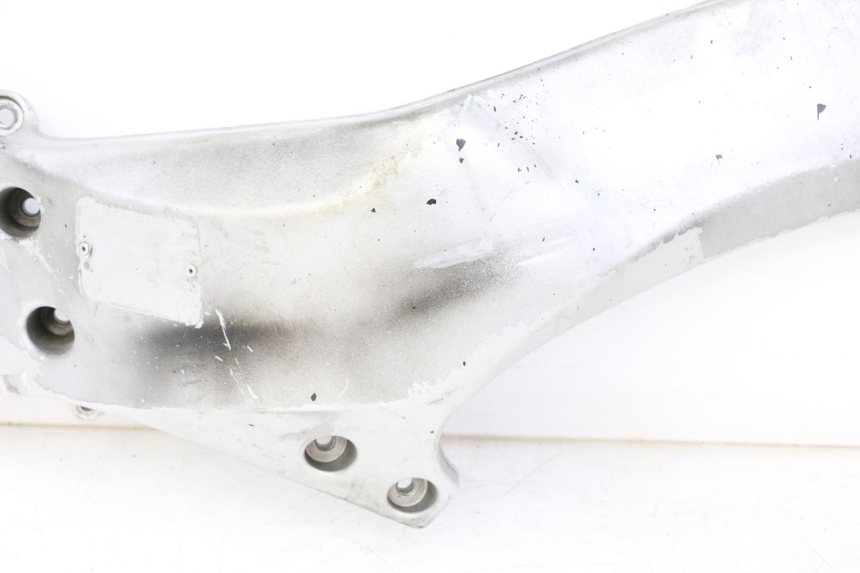 photo de TAPA BASTIDOR IZQUIERDA APRILIA RS 50 (1999 - 2005) - Características distintivas