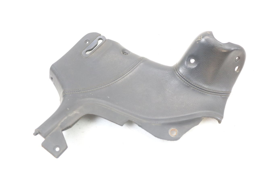 photo de TAPA BASTIDOR IZQUIERDA BMW C1 125 (2000 - 2003) - Detalle de la pieza