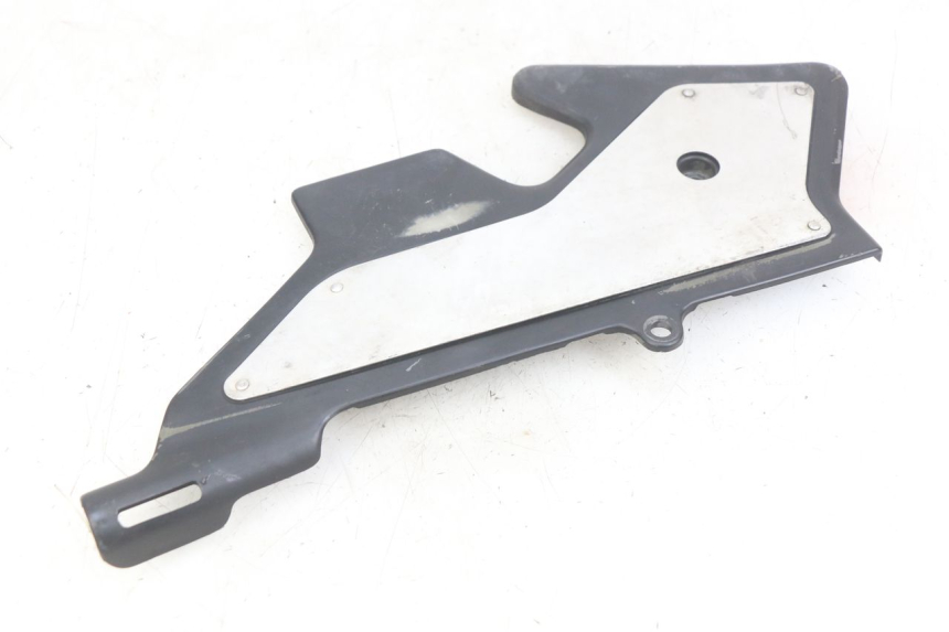 photo de TAPA CHASIS LATERAL IZQUIERDO HONDA CBR F SC25 1000 (1989 - 1992) - Otra perspectiva