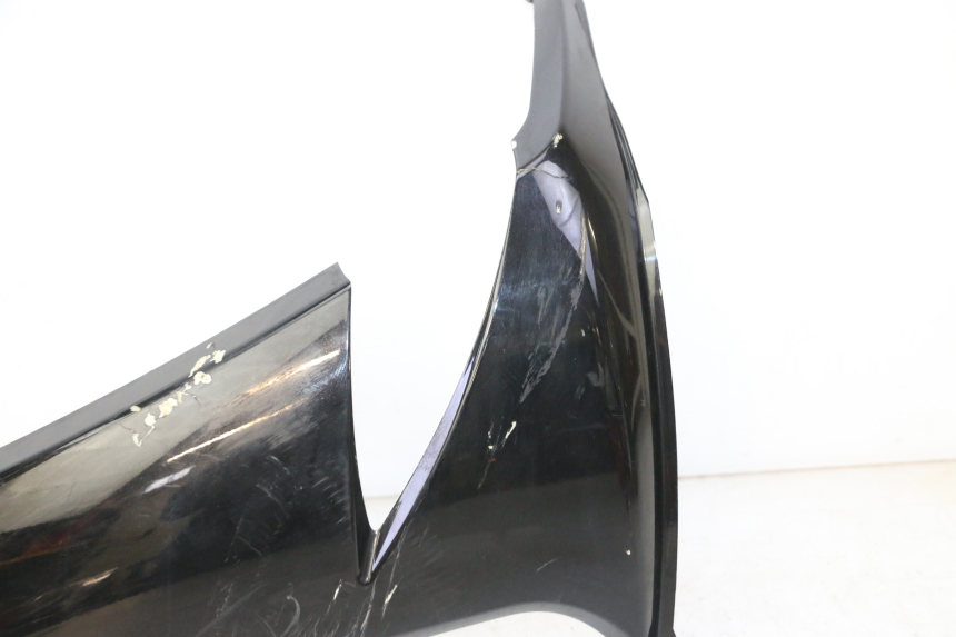 photo de TAPA BASTIDOR IZQUIERDA PEUGEOT CITYSTAR 50 (2013 - 2017) - Detalles de los puntos de fijación