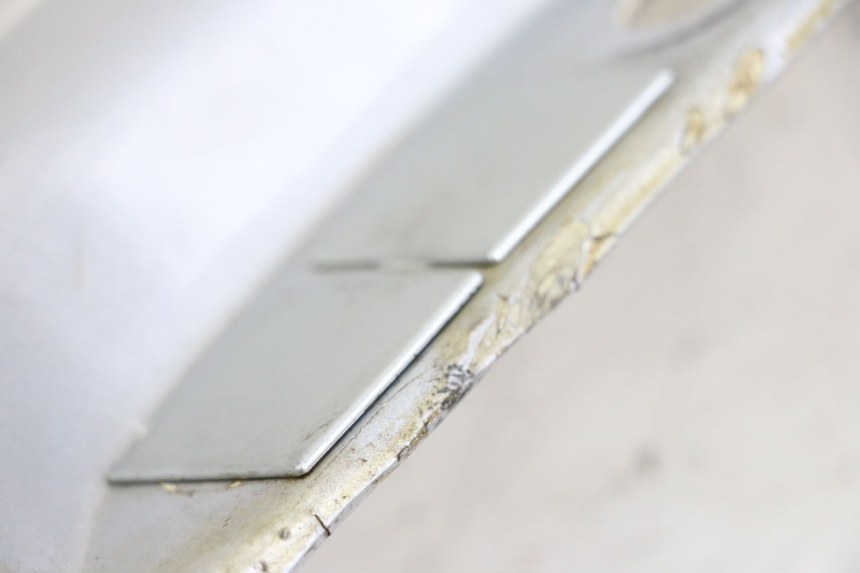 photo de TAPA BASTIDOR IZQUIERDA APRILIA CLASSIC 125 (1995 - 2001) - Detalle de la pieza