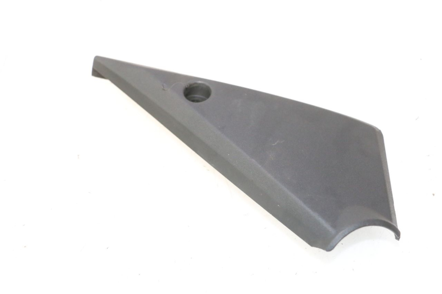 photo de TAPA BASTIDOR IZQUIERDA SUZUKI GSF N BANDIT 1200 (2001 - 2005) - Detalle de la pieza