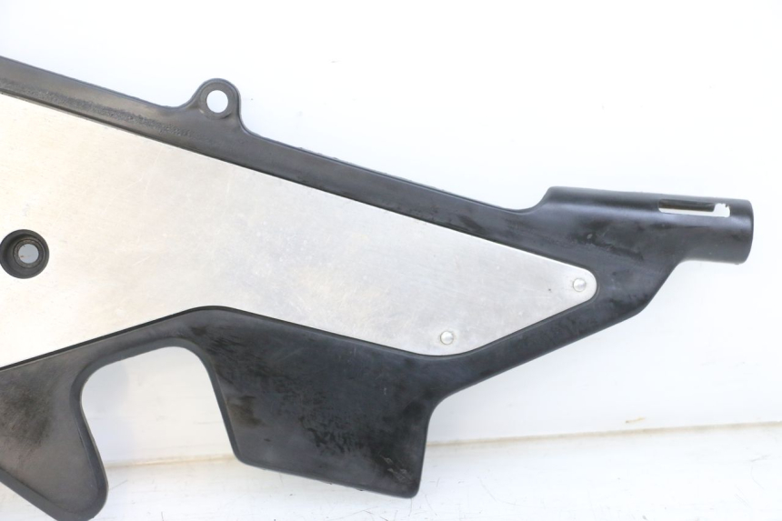 photo de TAPA BASTIDOR IZQUIERDA HONDA CBR F 1000 (1993 - 1996) - Vista general del producto