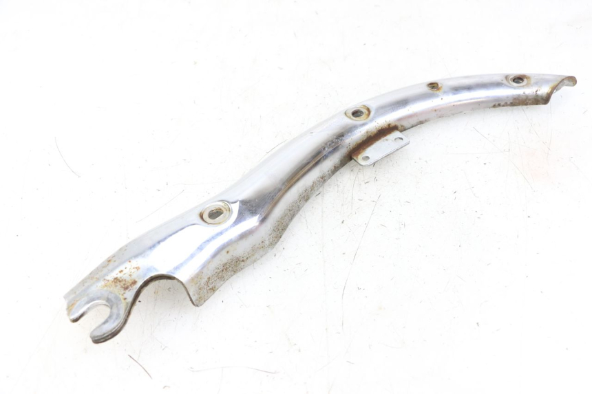 photo de TAPA BASTIDOR IZQUIERDA HONDA VT C2 SHADOW 750 (1997 - 2001) - Primer plano técnico