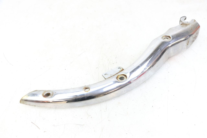 photo de TAPA BASTIDOR IZQUIERDA HONDA VT C2 SHADOW 750 (1997 - 2001) - Detalles de los puntos de fijación