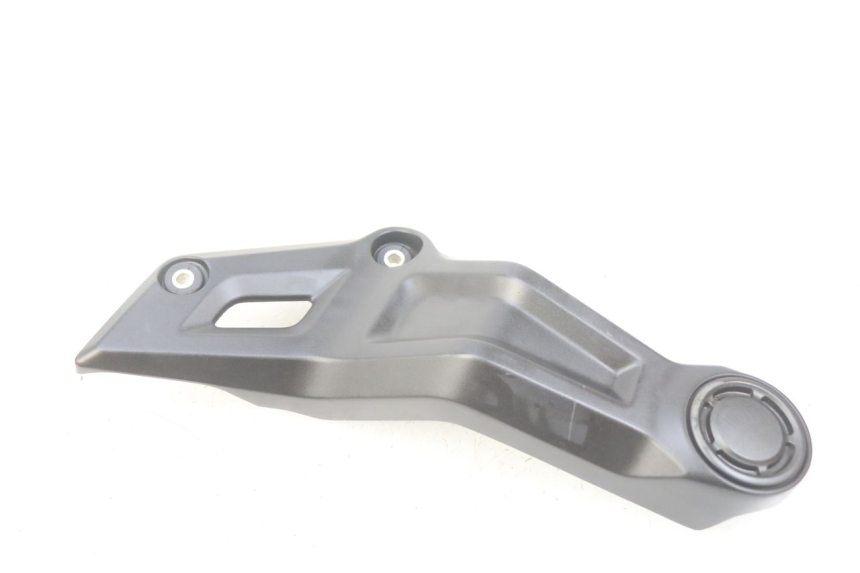 photo de TAPA CHASIS LATERAL IZQUIERDO YAMAHA MT-07 MT07 700 (2018 - 2020) - Otra perspectiva