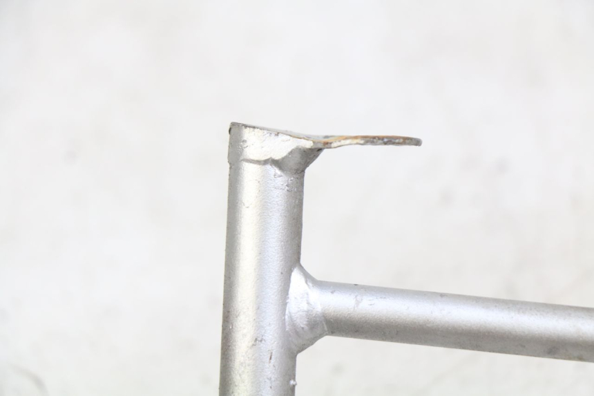 photo de TAPA CHASIS LATERAL IZQUIERDO GAS-GAS SM ROOKIE 50 (2001 - 2005) - Otra perspectiva