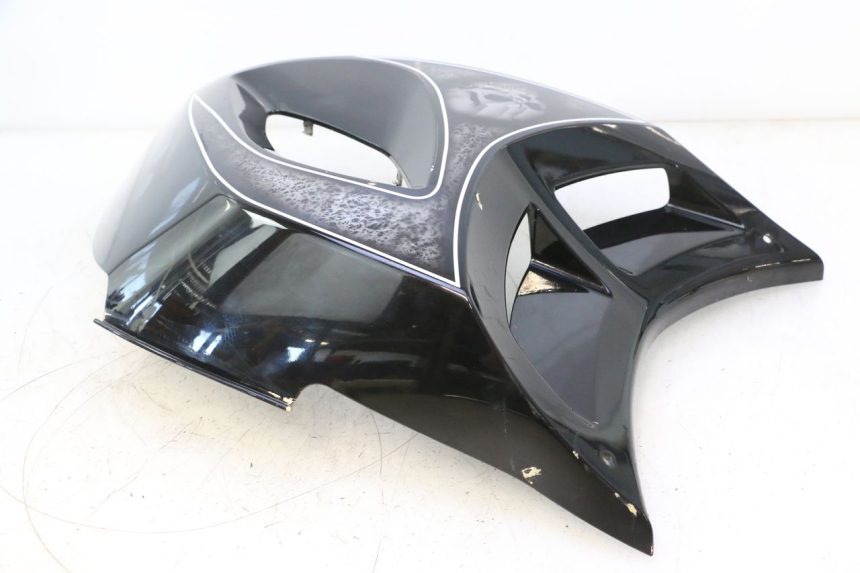 photo de TAPA BASTIDOR IZQUIERDA CAN-AM SPYDER RS 1000 (2008 - 2012) - Primer plano de alta resolución