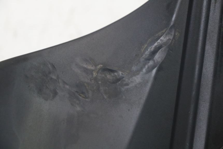 photo de TAPA BASTIDOR IZQUIERDA SUZUKI GSR 750 (2011 - 2017) - Otra perspectiva