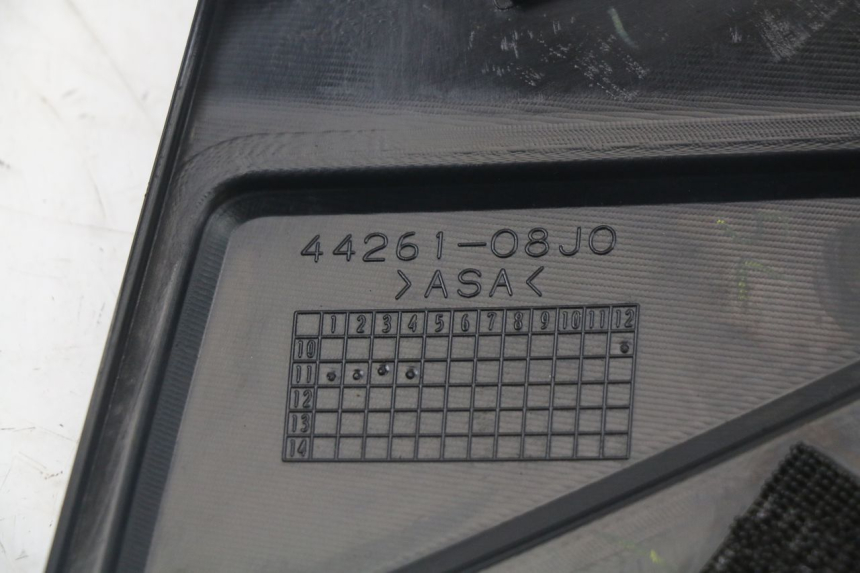 photo de TAPA BASTIDOR IZQUIERDA SUZUKI GSR 750 (2011 - 2017) - Estado de la superficie y material